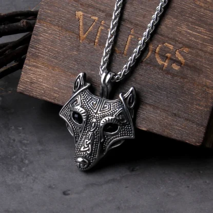 Fenrir Vintage Style Norse Vikings Wolf Head Necklace Pendant Black Crystal EyesWolf Head