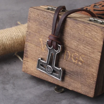 Thor's hammer mjolnir pendant necklace viking scandinavian norse viking necklace with wooden box